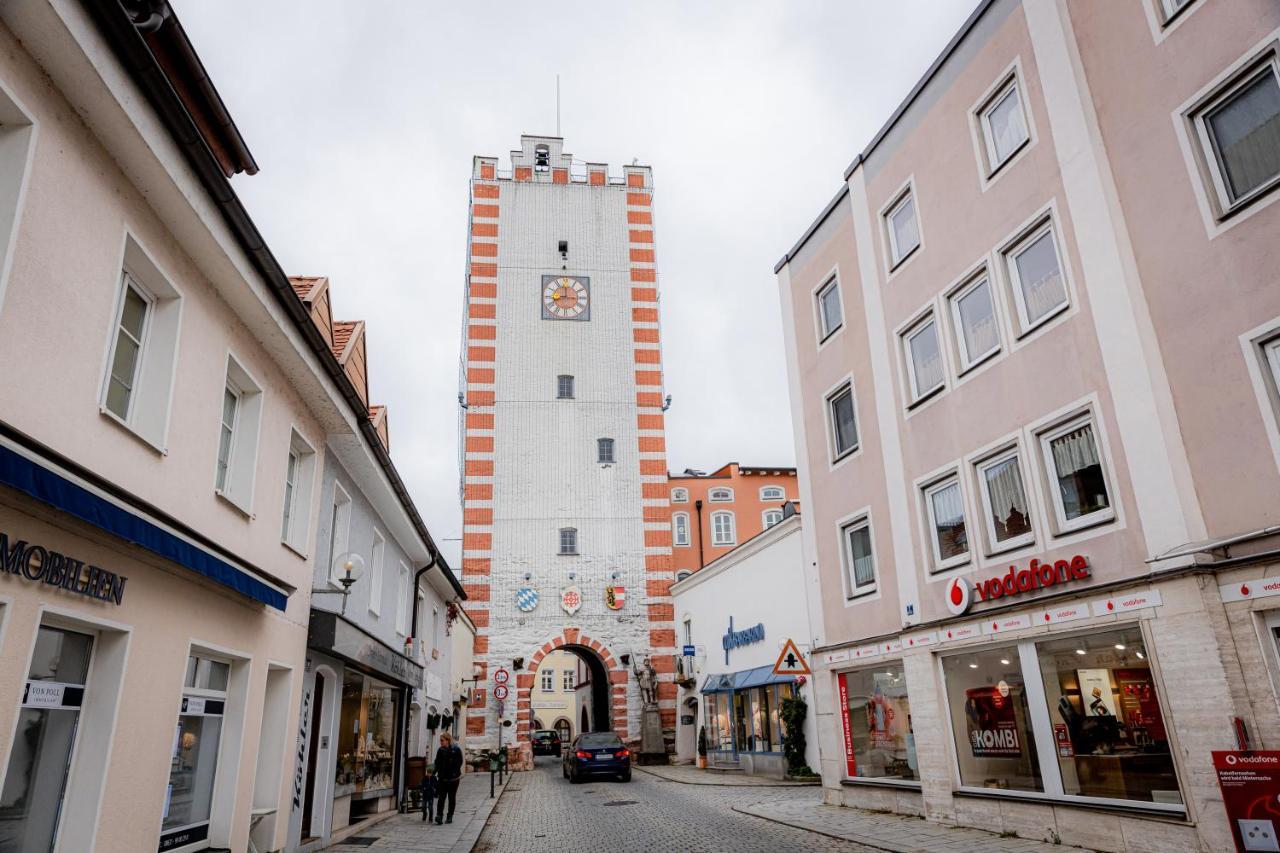 Highlight Am Stadtplatz Muehldorf - C4S Come4Stay - 2 Zimmer Wohnung I Bis Zu 5 Gaeste エクステリア 写真