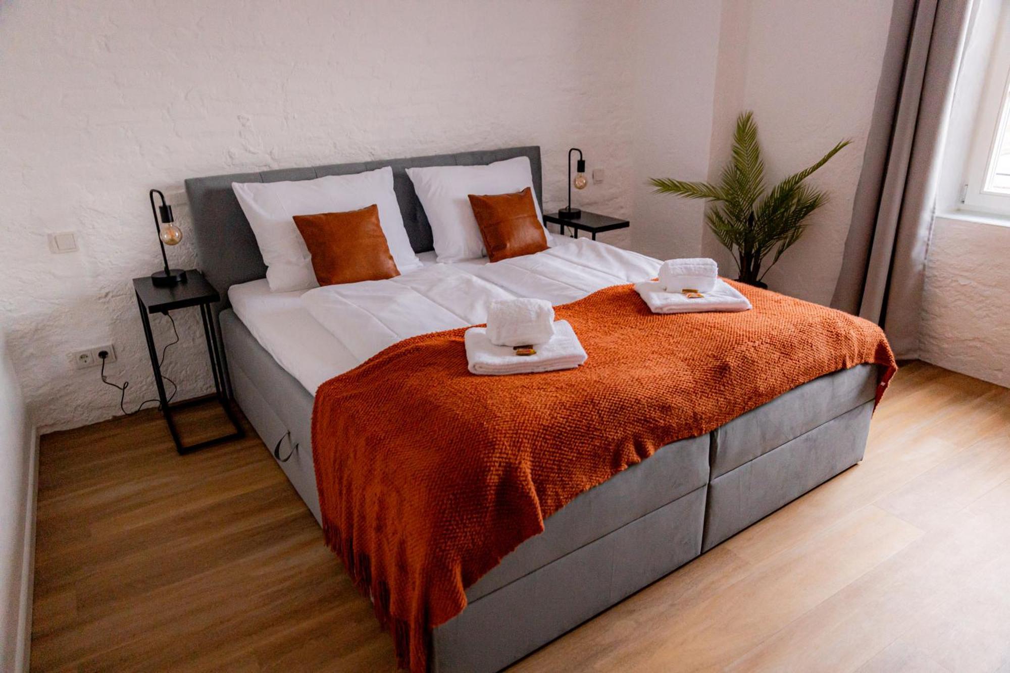 Highlight Am Stadtplatz Muehldorf - C4S Come4Stay - 2 Zimmer Wohnung I Bis Zu 5 Gaeste エクステリア 写真