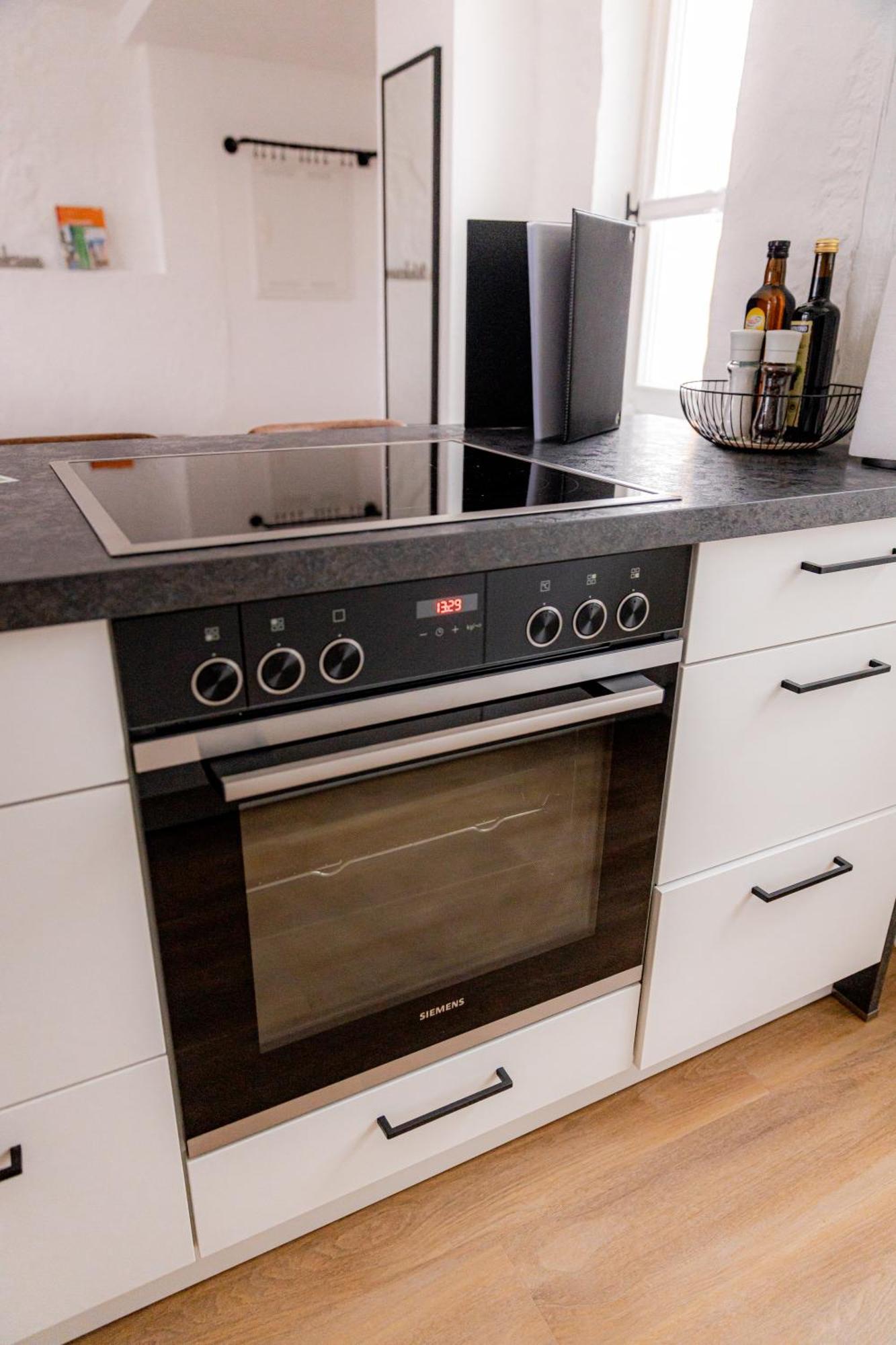 Highlight Am Stadtplatz Muehldorf - C4S Come4Stay - 2 Zimmer Wohnung I Bis Zu 5 Gaeste 部屋 写真