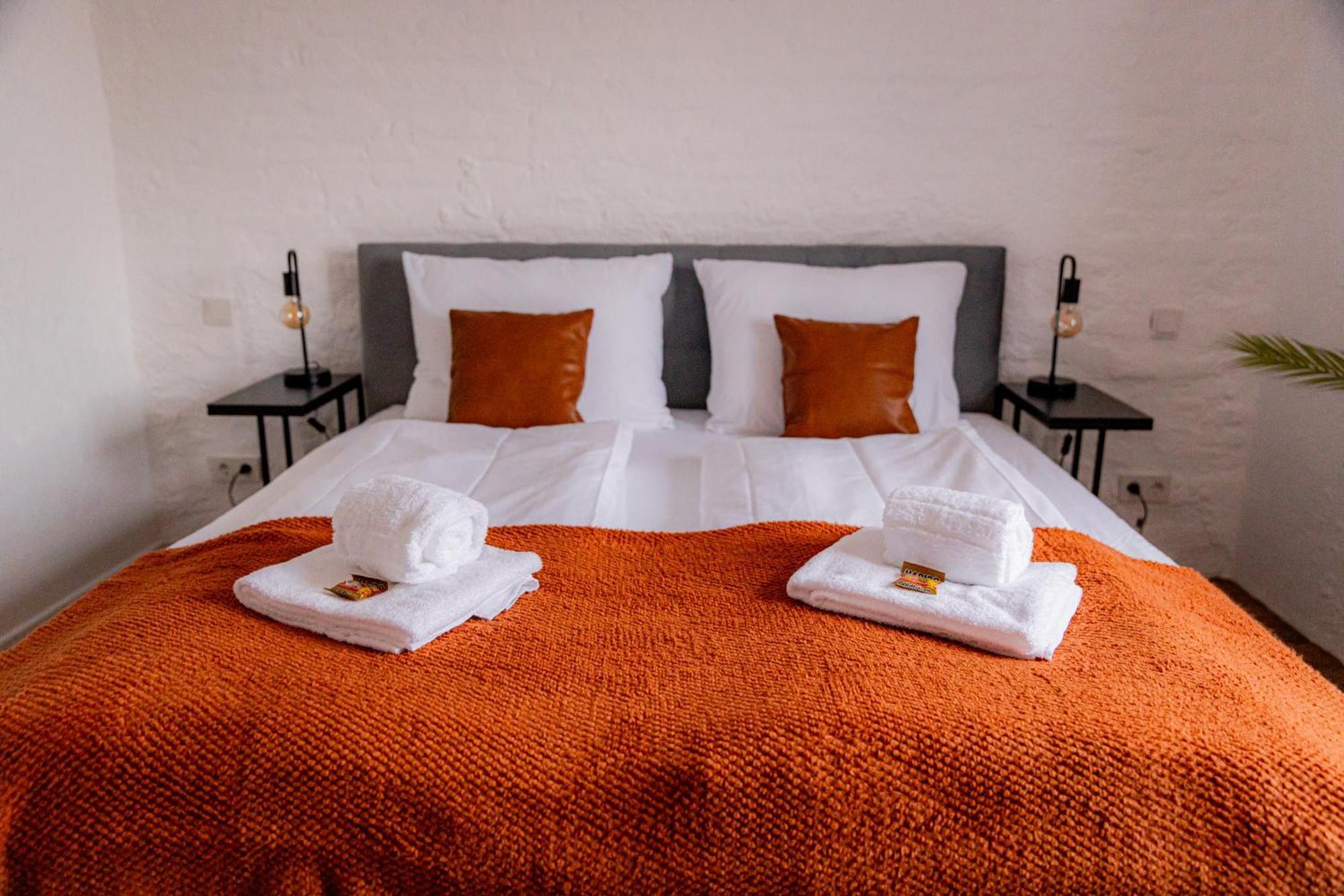 Highlight Am Stadtplatz Muehldorf - C4S Come4Stay - 2 Zimmer Wohnung I Bis Zu 5 Gaeste 部屋 写真